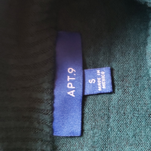 NWT Green Cowl Neck Super Soft Sweater - Picture 3 of 4